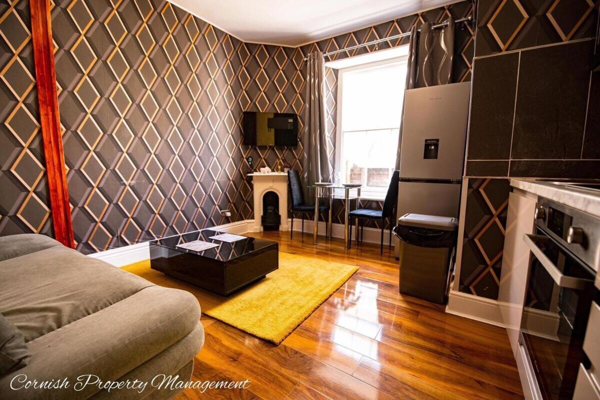 River Street Apartments Truro Room photo